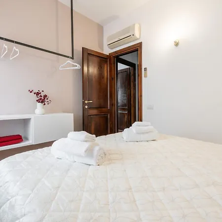 Raggio Di Luna 2 Holiday home *